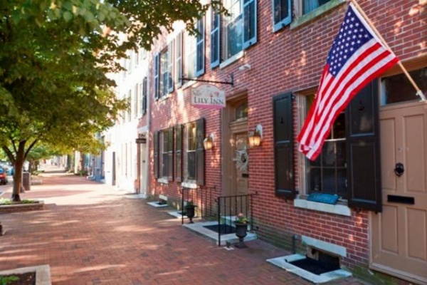 The Lily Inn - Burlington image 18