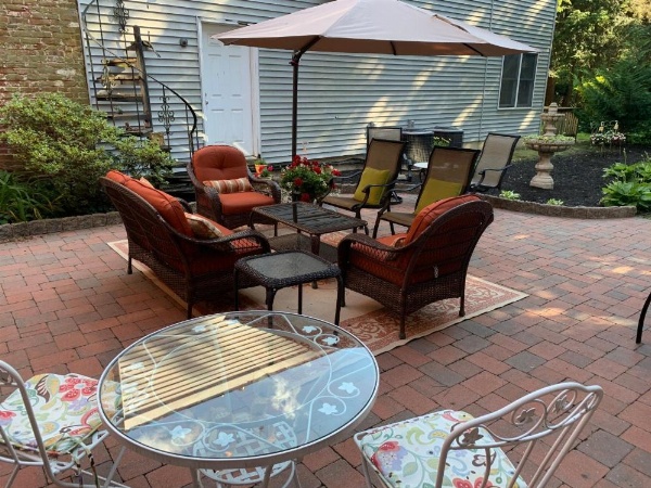 The Lily Inn - Burlington image 20