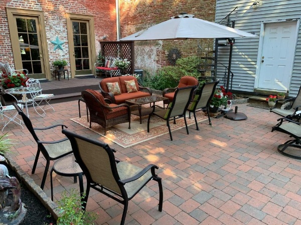 The Lily Inn - Burlington image 21