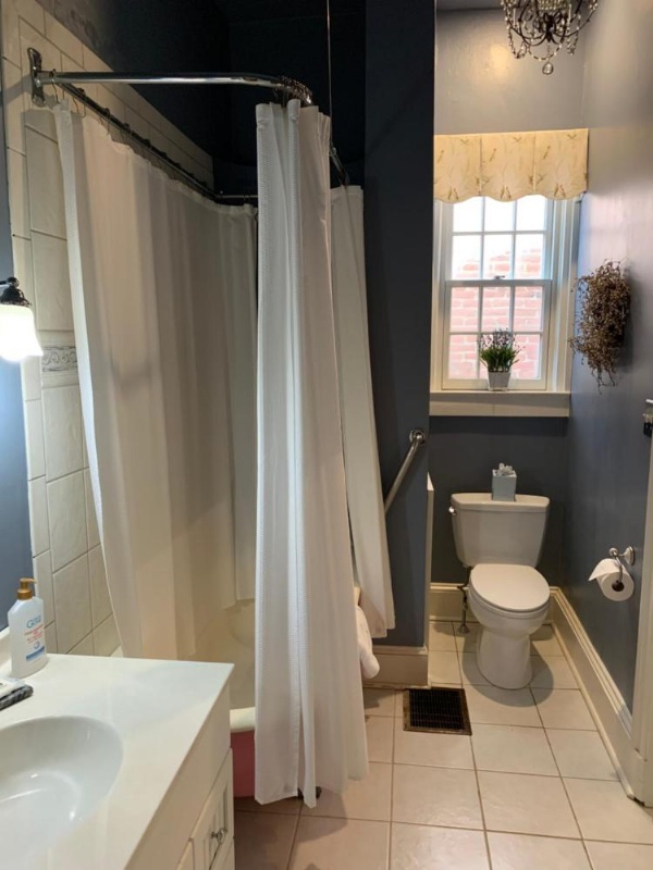 The Lily Inn - Burlington image 26