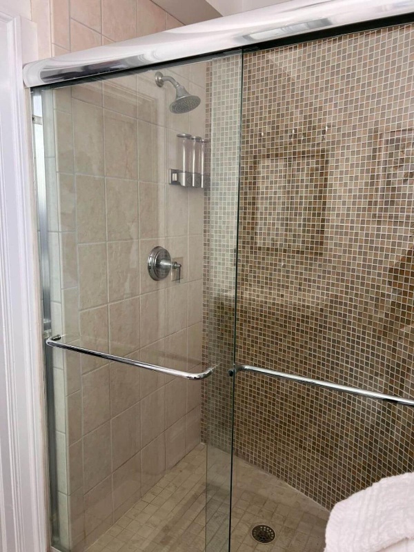 The Lily Inn - Burlington image 5